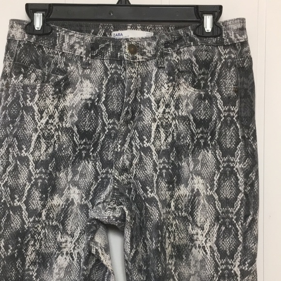 Zara ladies jean - Picture 2 of 8